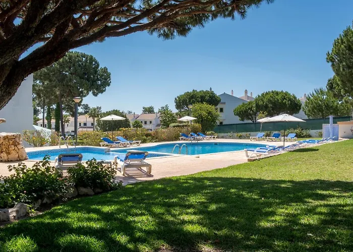 فيلة Flor Da Falesia